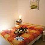 Castore 아파트