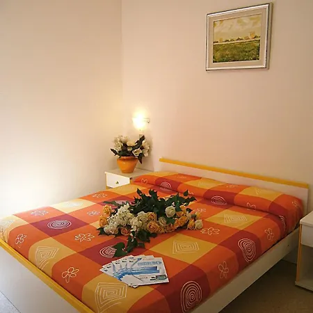 Castore Apartman