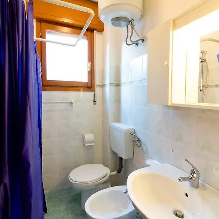 Castore * Μπιμπιόνε